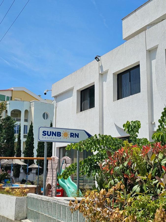 Sunborn Hotel Golem  Exterior foto